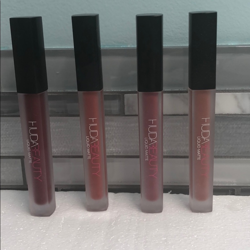4 Huda beauty liquid matte (full size)